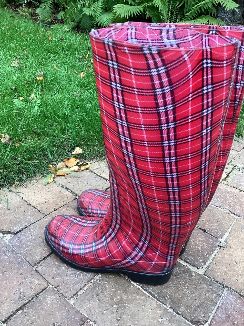Women’s 100% waterproof boots